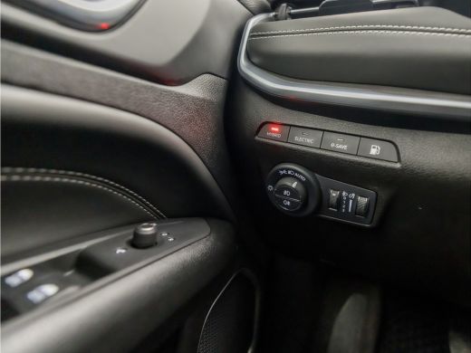 Jeep Compass 4xe 190 Plug-in Hybrid Electric Night Eagle Automaat (VIRTUAL COCKPIT, APPLE CARPLAY, STUUR/STOEL... ActivLease financial lease