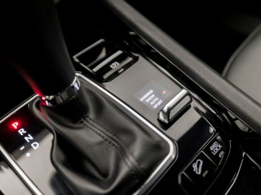 Jeep Compass 4xe 190 Plug-in Hybrid Electric Night Eagle Automaat (VIRTUAL COCKPIT, APPLE CARPLAY, STUUR/STOEL... ActivLease financial lease