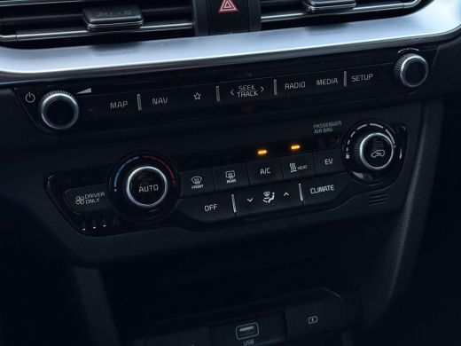 Kia e-Niro Aut. 64kWh Dynamic Edition | 3-Phase | Navi | Camera | LED | ActivLease financial lease