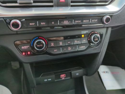 Kia e-Niro Aut. DynamicEdition 64kWh 3-Phase | Navi | Camera | Carplay | ActivLease financial lease