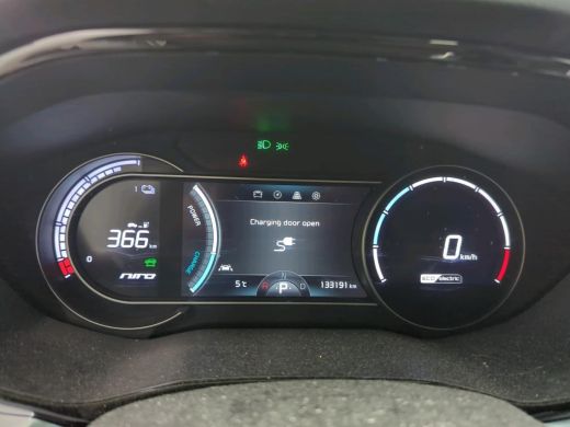 Kia e-Niro Aut. DynamicPlusLine 64kWh 3-Phase | Navi | Camera | Carplay | ActivLease financial lease