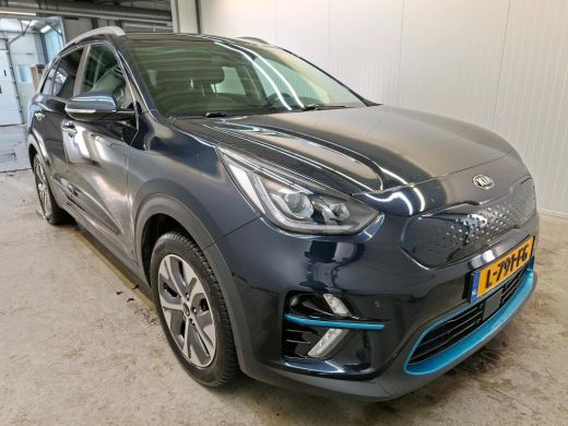 Kia e-Niro Aut. DynamicPlusLine 64kWh 3-Phase | Panorama | Navi | Camera | ActivLease financial lease