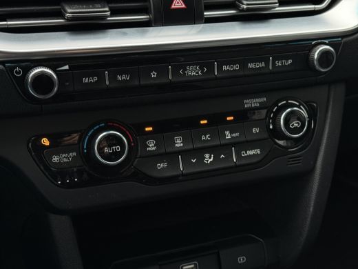 Kia e-Niro Aut. 64kWh Dynamic Edition | 3-Phase | Panorama | Navi | Camera | ActivLease financial lease