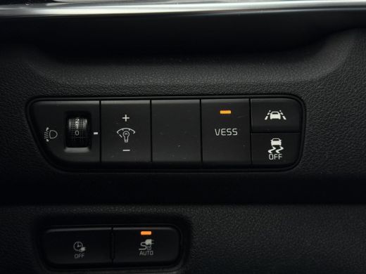 Kia e-Niro Aut. 64kWh Dynamic Edition | 3-Phase | Panorama | Navi | Camera | ActivLease financial lease