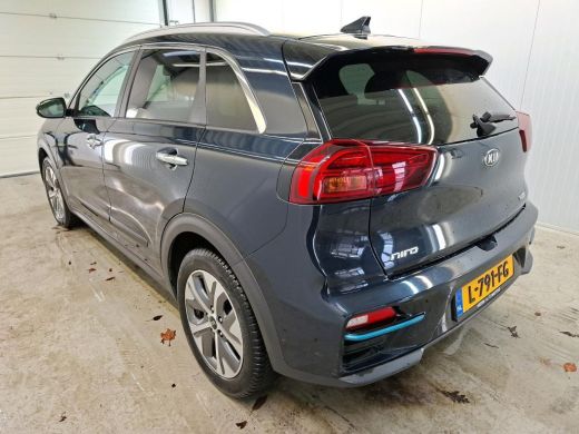 Kia e-Niro Aut. DynamicPlusLine 64kWh 3-Phase | Panorama | Navi | Camera | ActivLease financial lease