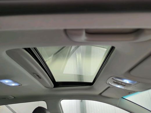 Kia e-Niro Aut. ExecutiveLine 64kWh 3-Phase | Panorama | Camera | Leder | Panorama | JBL Sound | ActivLease financial lease