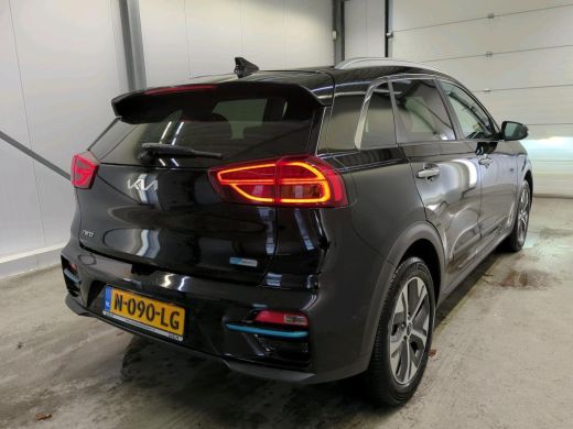 Kia e-Niro Aut. ExecutiveLine 64kWh 3-Phase | Panorama | Camera | Leder | Panorama | JBL Sound | ActivLease financial lease