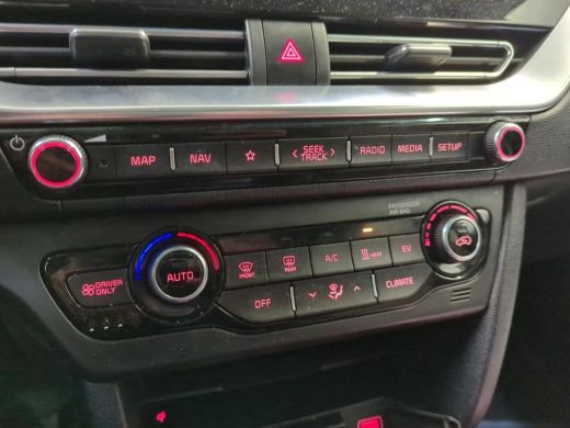 Kia e-Niro Aut. ExecutiveLine 64kWh 3-Phase | Panorama | Leder | JBL Sound | ActivLease financial lease