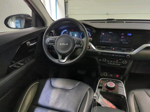 Kia e-Niro Aut. ExecutiveLine 64kWh 3-Phase | Panorama | Leder | JBL Sound | ActivLease financial lease