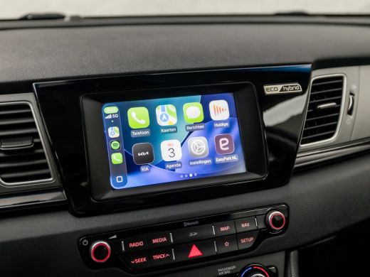 Kia Niro 1.6 GDi Hybrid Dynamic 142Pk Automaat (APPLE CARPLAY, NAVIGATIE, CAMERA, LEDER, SPORTSTOELEN, TRE... ActivLease financial lease