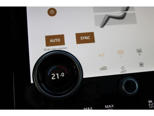 Land Rover Range Rover Evoque 1.5 P300e AWD R-DYNAMIC PANO LEER NAVI 22000KM!!! ActivLease financial lease