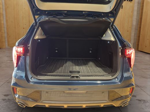 Lynk & Co 01 1.5 | 360 Camera | Adaptive Cruise | Schuif/kantel dak | Elektrisch verstelbare voorstoellen ActivLease financial lease