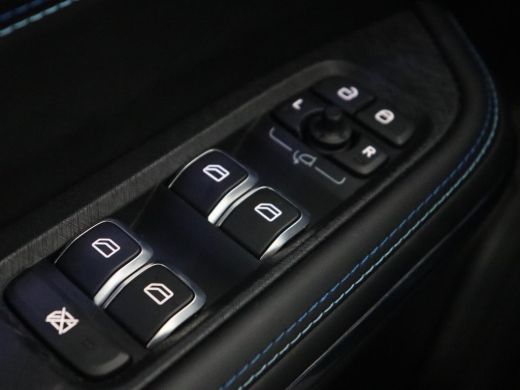 Lynk & Co 01 1.5 Plug In | 19.600 km NAP | Panoramadak | Infinity by Harman | Camera | Adaptive cruise | Stoel... ActivLease financial lease