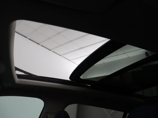 Lynk & Co 01 1.5 Plug In | 19.600 km NAP | Panoramadak | Infinity by Harman | Camera | Adaptive cruise | Stoel... ActivLease financial lease