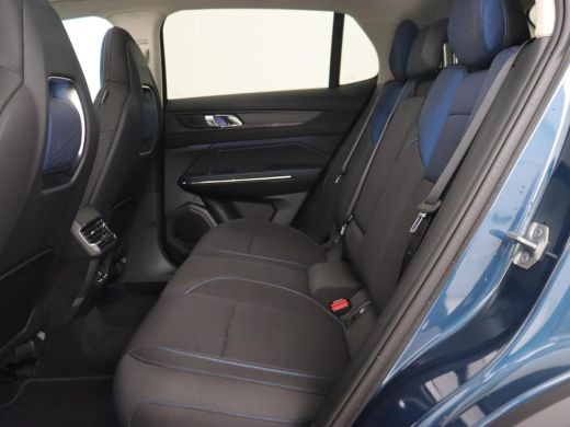 Lynk & Co 01 1.5 Plug In | 19.600 km NAP | Panoramadak | Infinity by Harman | Camera | Adaptive cruise | Stoel... ActivLease financial lease