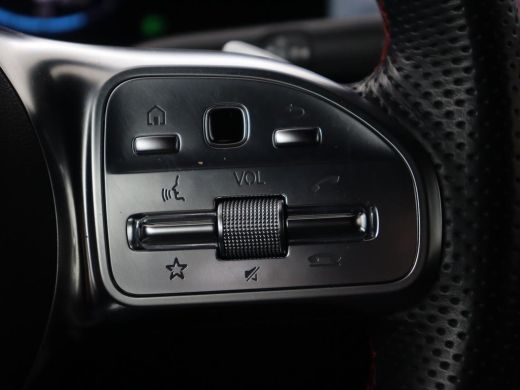 Mercedes-Benz A-Klasse 250e AMG Limited | Carplay | Stoelverwarming | Camera | Leder/Alcantara | Sfeerverlichting | Navi... ActivLease financial lease