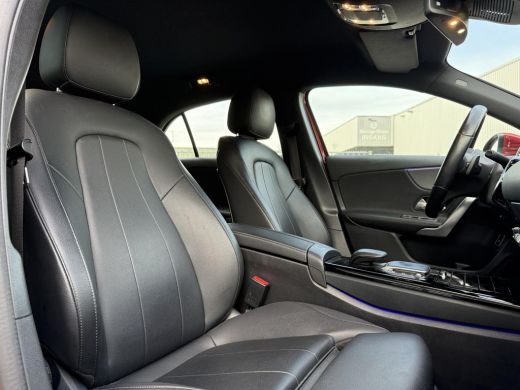 Mercedes-Benz A-Klasse 250e Aut. Hybrid Sol. Luxury | Navi | Camera | Leder | Sfeer Verlichting | ActivLease financial lease