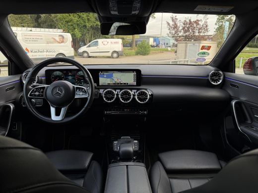 Mercedes-Benz A-Klasse 250e Aut. Hybrid Sol. Luxury | Navi | Camera | Leder | Sfeer Verlichting | ActivLease financial lease