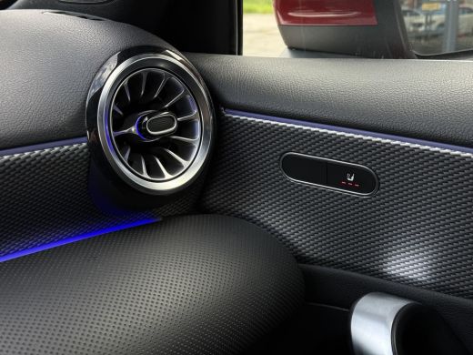 Mercedes-Benz A-Klasse 250e Aut. Hybrid Sol. Luxury | Navi | Camera | Leder | Sfeer Verlichting | ActivLease financial lease