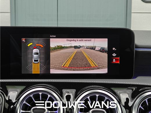 Mercedes-Benz A-Klasse 250e Sedan AMG Panorama Memory Night Pakket ActivLease financial lease