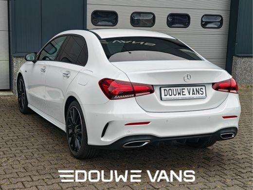 Mercedes-Benz A-Klasse 250e Sedan AMG Panorama Memory Night Pakket ActivLease financial lease