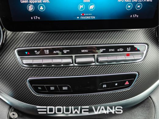 Mercedes-Benz V-Klasse V300 L2 DC 4 Matic AMG Line 360 Camera Navi DAB Panorama ActivLease financial lease