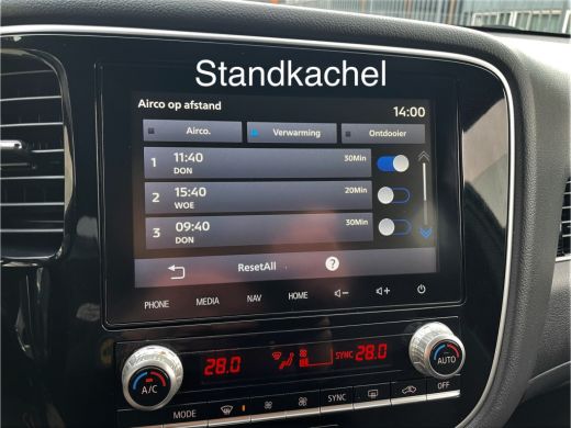 Mitsubishi Outlander 2.4 PHEV 4WD*Instyle*Sunroof/Leder/Adaptive/360Cam/Carplay/Trekhaak ActivLease financial lease