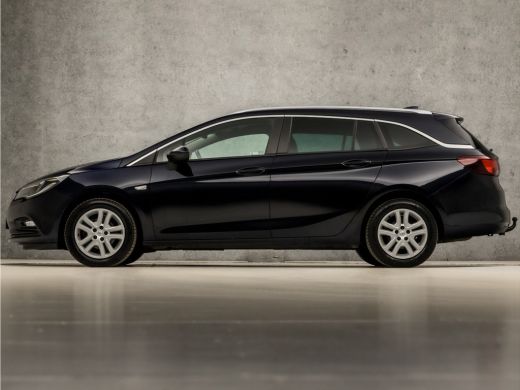 Opel Astra Sports Tourer 1.0 Sport (APPLE CARPLAY, GROOT NAVI, CLIMATE, TREKHAAK, SPORTSTOELEN, GETINT GLAS,... ActivLease financial lease