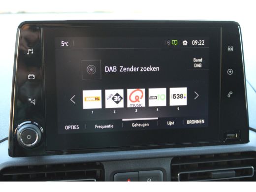Opel Combo-e 50kWh NAVI | TREKHAAK | BETIMMERING LAADRUIMTE | CARPLAY ActivLease financial lease