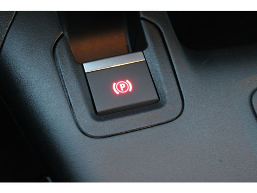 Opel Combo-e 50kWh NAVI | TREKHAAK | BETIMMERING LAADRUIMTE | CARPLAY ActivLease financial lease