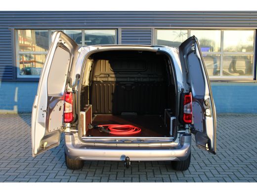 Opel Combo-e 50kWh NAVI | TREKHAAK | BETIMMERING LAADRUIMTE | CARPLAY ActivLease financial lease