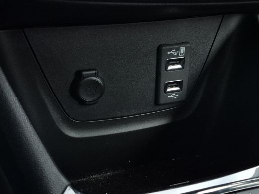 Opel Crossland X 1.2 Turbo Edition Trekhaak | Edition pakket | Dakrails | 16" lmv | Airco | Cruise control | ActivLease financial lease