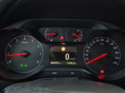 Opel Crossland X 1.2 Turbo Edition Trekhaak | Edition pakket | Dakrails | 16" lmv | Airco | Cruise control | ActivLease financial lease