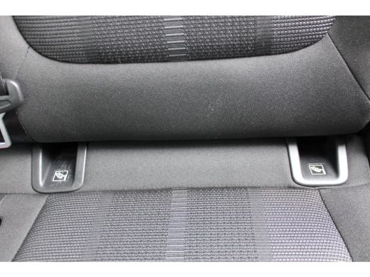 Opel Grandland 1.2 TURBO 130PK GS LEVEL 4 / Navigatie / 360 Camera / Parkeersensoren/ Dodehoek / Carplay / LED /... ActivLease financial lease