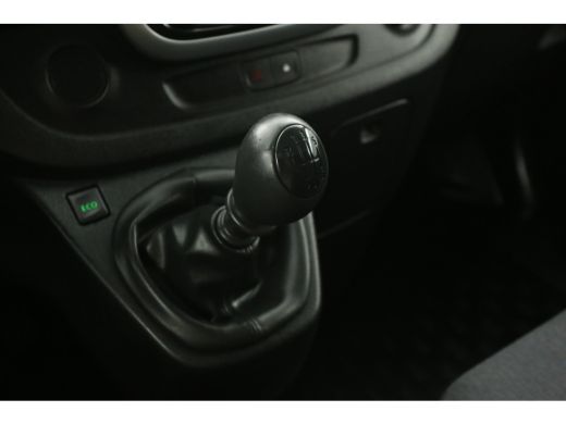 Opel Vivaro 1.6 CDTI L1H1 | Airco | Camera | Carplay | Cruise | Trekh. | Parkeersens. | LED ActivLease financial lease