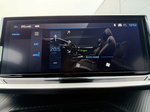 Peugeot 208 100pk Allure Pack (Camera - LED - Automatische Airco - Parkeersensoren V+A - Apple Carplay - Navi... ActivLease financial lease