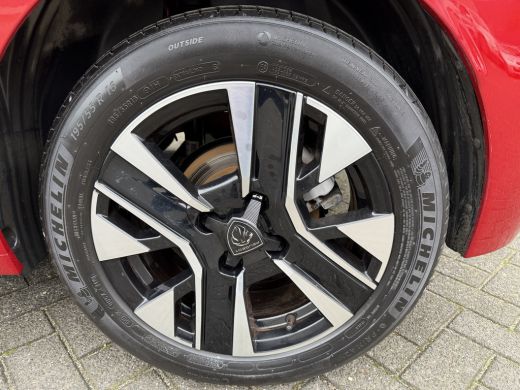 Peugeot 208 100pk Allure Pack (Camera - LED - Automatische Airco - Parkeersensoren V+A - Apple Carplay - Navi... ActivLease financial lease