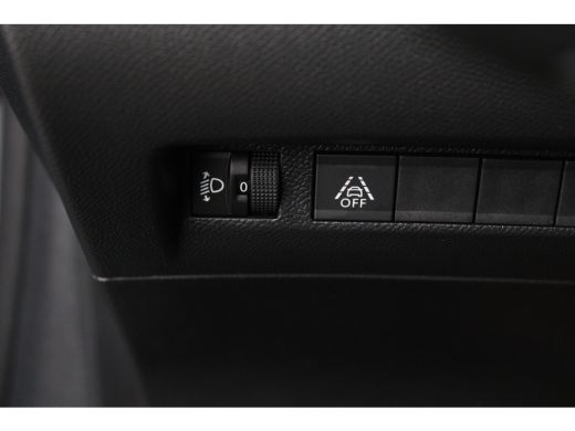 Peugeot 208 1.2 PureTech Allure | Navigatie | Apple carplay | 1e Eigenaar | 39.000km | Parkeersensoren | Lich... ActivLease financial lease