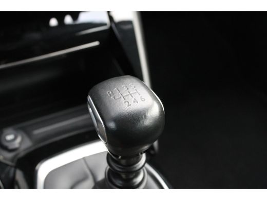 Peugeot 208 1.2 PureTech Allure | Navigatie | Apple carplay | 1e Eigenaar | 39.000km | Parkeersensoren | Lich... ActivLease financial lease