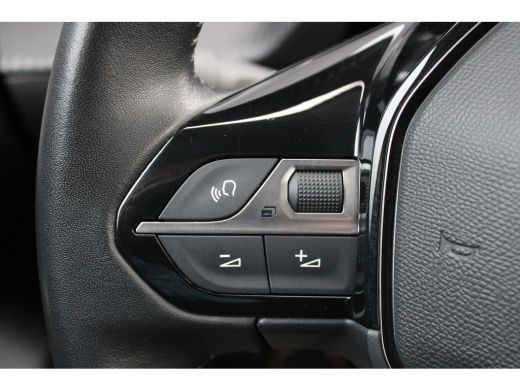 Peugeot 208 1.2 PureTech Allure | Navigatie | Apple carplay | 1e Eigenaar | 39.000km | Parkeersensoren | Lich... ActivLease financial lease