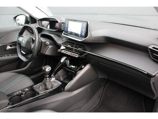 Peugeot 208 1.2 PureTech Allure | Navigatie | Apple carplay | 1e Eigenaar | 39.000km | Parkeersensoren | Lich... ActivLease financial lease