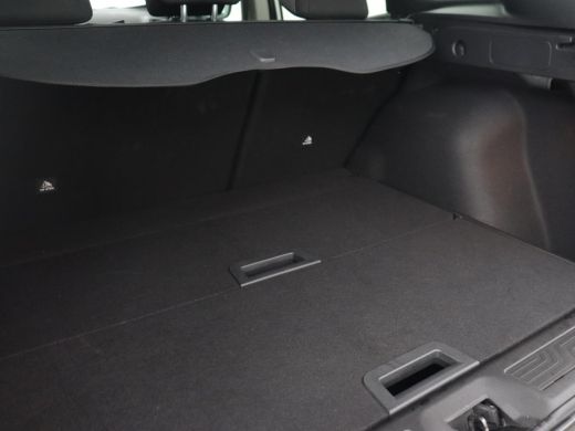 Renault Kadjar 1.3 TCe Limited | 60.872km NAP | Carplay | Navigatie | Climate control | Keyless | Parkeerhulp | ... ActivLease financial lease