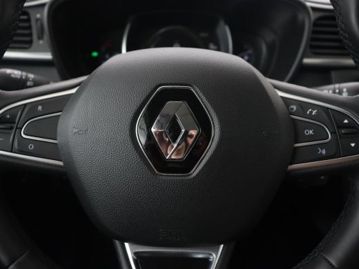 Renault Kadjar 1.3 TCe Limited | 60.872km NAP | Carplay | Navigatie | Climate control | Keyless | Parkeerhulp | ... ActivLease financial lease