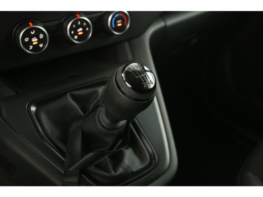 Renault Kangoo 1.5 Blue dCi 115PK | 6-bak | Airco | Camera | Cruise | Carplay | Stoelverw. | Parkeersens. ActivLease financial lease