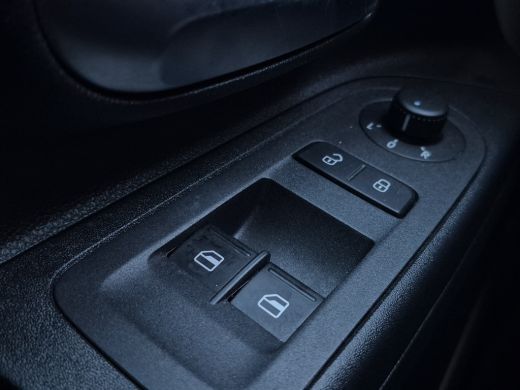 Seat Mii electric Plus Voorruit + Stoel verwarming | Climate control | 16 inch lmv | ActivLease financial lease