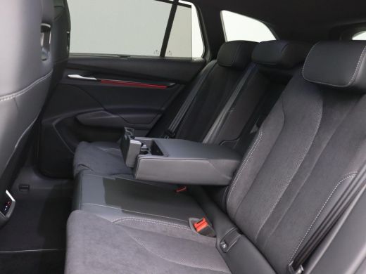 Skoda Enyaq iV 85 Sportline 286PK Aut. Pano-Schuifkanteldak, Warmtepomp, Achteruitrijcamera, Navigatie, Keyless,... ActivLease financial lease