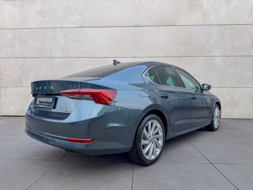 Skoda Octavia 1.0 e-TSI Business Edition Plus Head up-ACC-Stuur/stoel verw-Camera-18" ActivLease financial lease