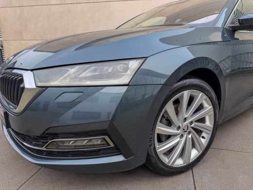 Skoda Octavia 1.0 e-TSI Business Edition Plus Head up-ACC-Stuur/stoel verw-Camera-18" ActivLease financial lease
