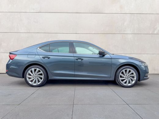 Skoda Octavia 1.0 e-TSI Business Edition Plus Head up-ACC-Stuur/stoel verw-Camera-18" ActivLease financial lease