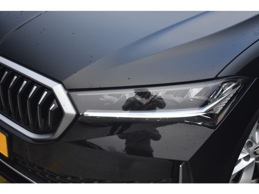 Skoda Superb Combi 1.5 TSI 204PK iV First Edition | TREKHAK | STOELVERW. | NAVIGATIE | KEYLESS ENTREE | APP. C... ActivLease financial lease